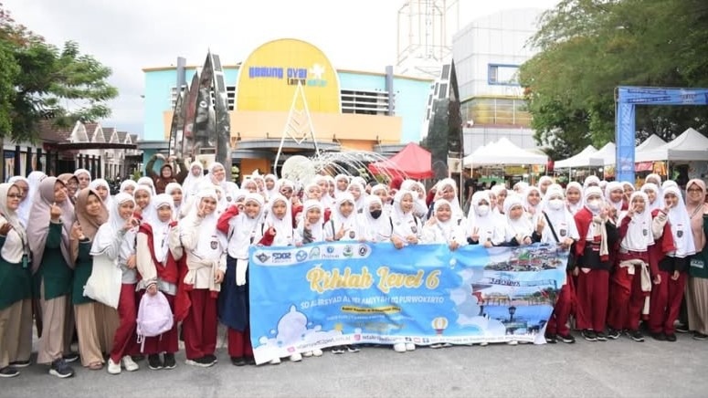 Rihlah Kelas 6 SD Al Irsyad 02 Purwokerto: Pengalaman Belajar dan Kebersamaan di Yogyakarta