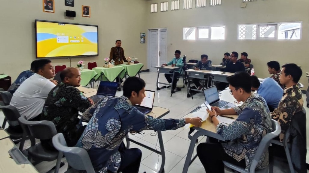 Gelar Pelatihan: Al Irsyad Purwokerto Fokus pada Pengembangan SDM untuk Tingkatkan Mutu Pendidikan