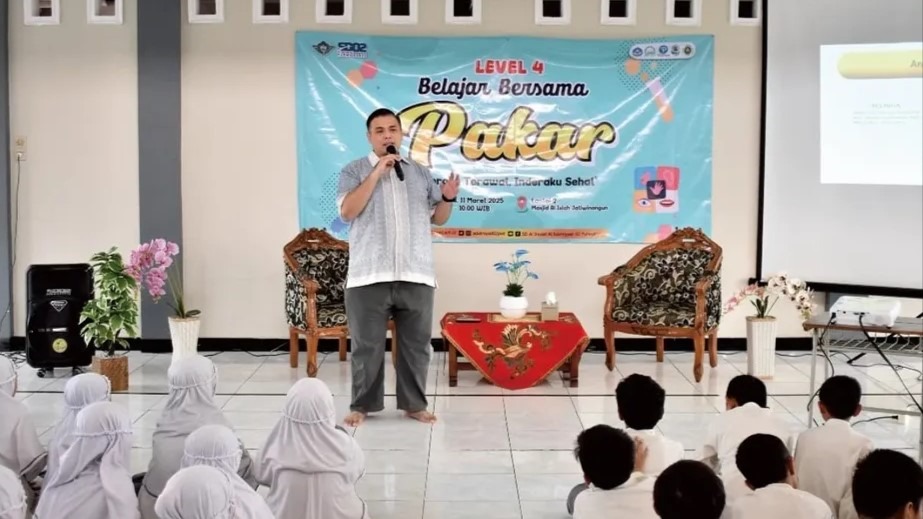 Meningkatkan Kesadaran Kesehatan Indera, Siswa SD Al Irsyad 02 Purwokerto Belajar Bersama Pakar