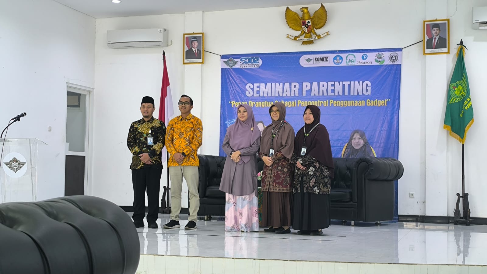 Komite SD Al Irsyad 02 Purwokerto Adakan Seminar Parenting “Peran Orang Tua sebagai Pengontrol Gadget”